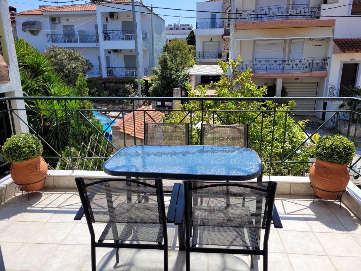 דירות Kallithea  Anris & Dianas Dom - In A Quiet Part Of The Center מראה חיצוני תמונה